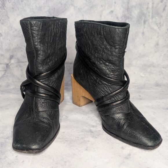 Zero + Maria Cornejo Dea Black Leather Harness Ankle Boots Wooden Clog, Size 39 - Picture 2 of 11